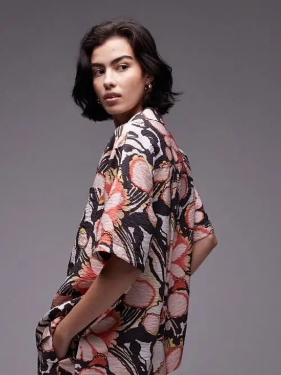 Topshop • NWT Over sized, resort crinkle shirt PTP 21” - Picture 3 of 7